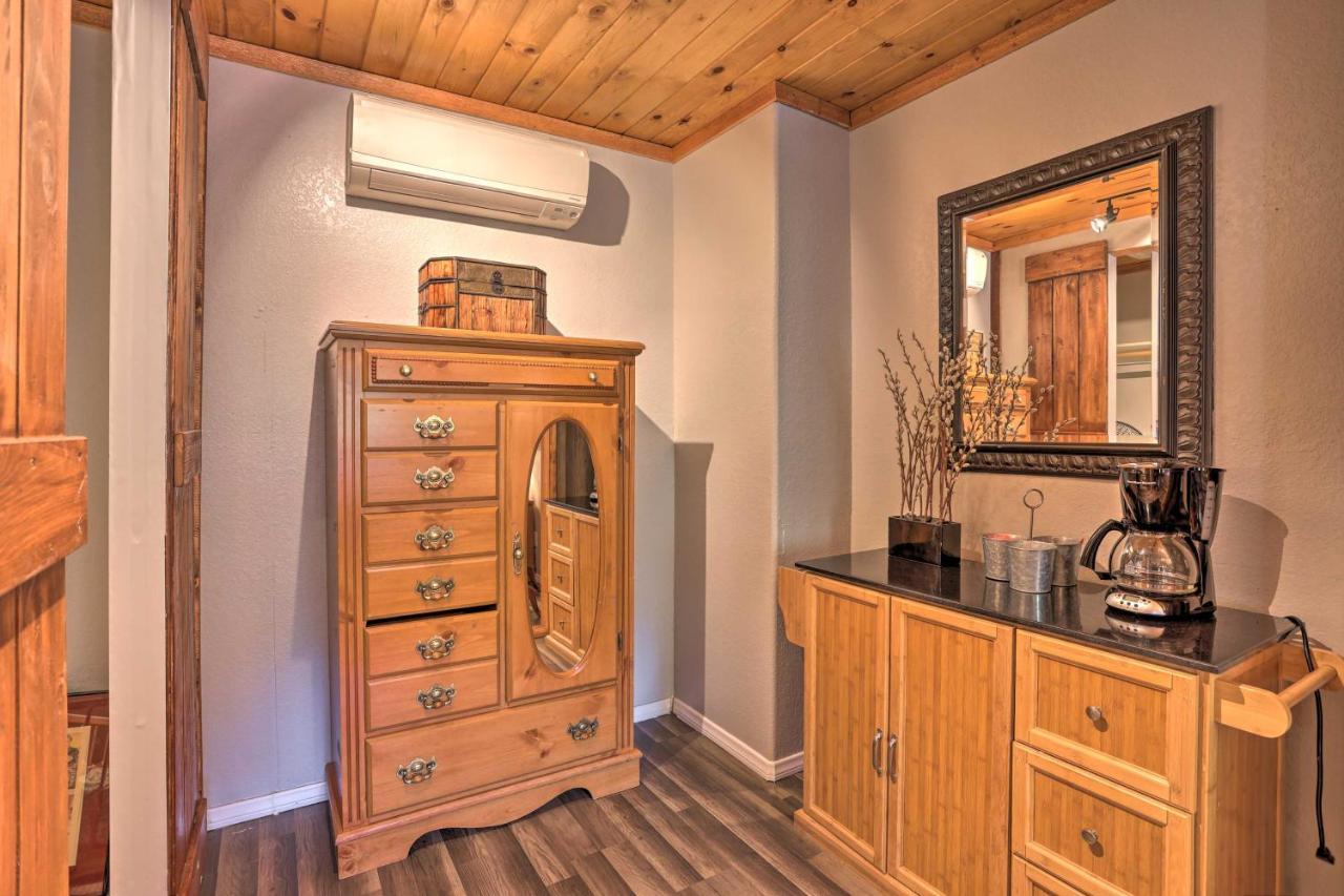 Remodeled Crestline Retreat Walk To Lake Gregory! Εξωτερικό φωτογραφία