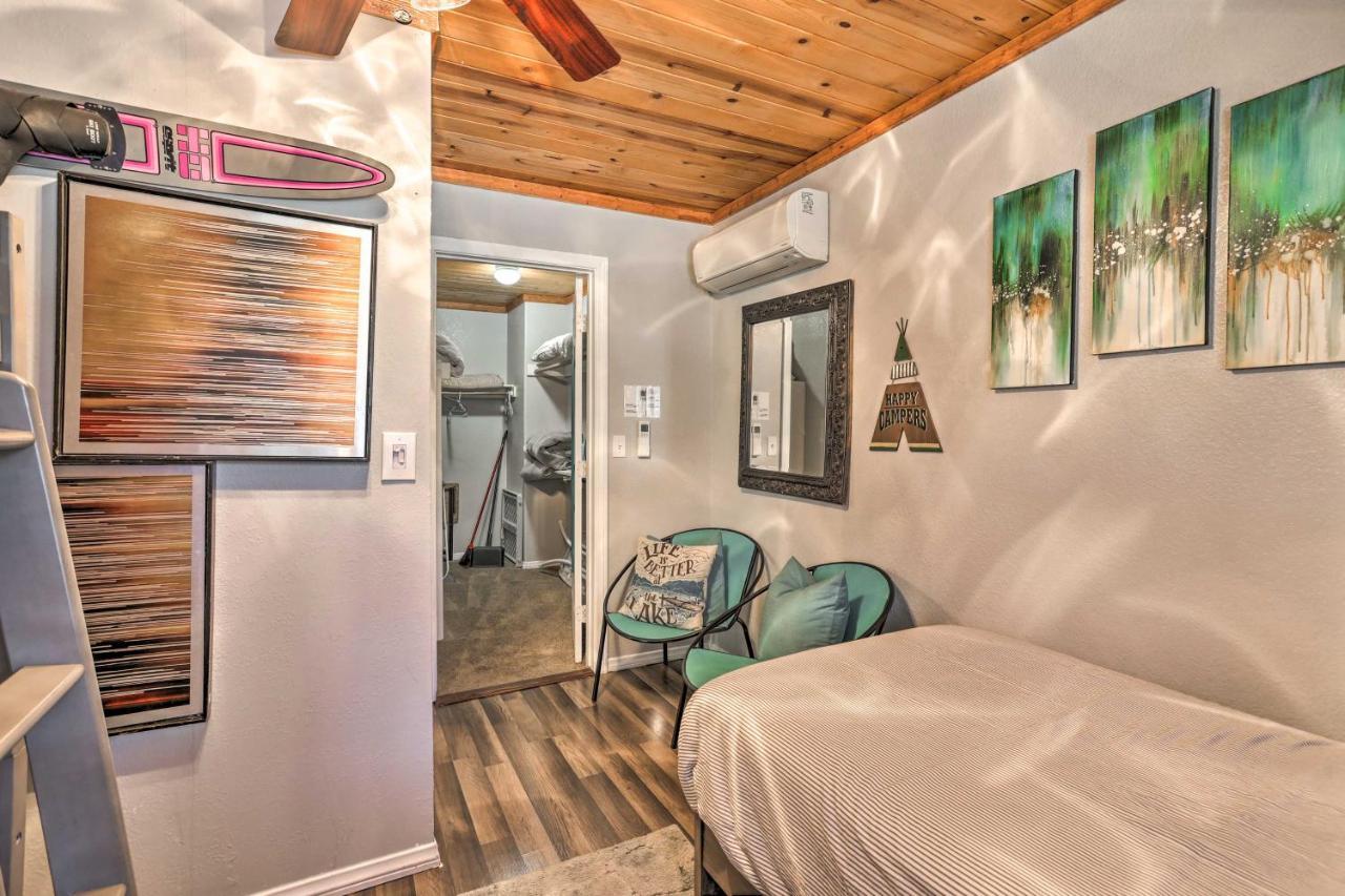 Remodeled Crestline Retreat Walk To Lake Gregory! Εξωτερικό φωτογραφία