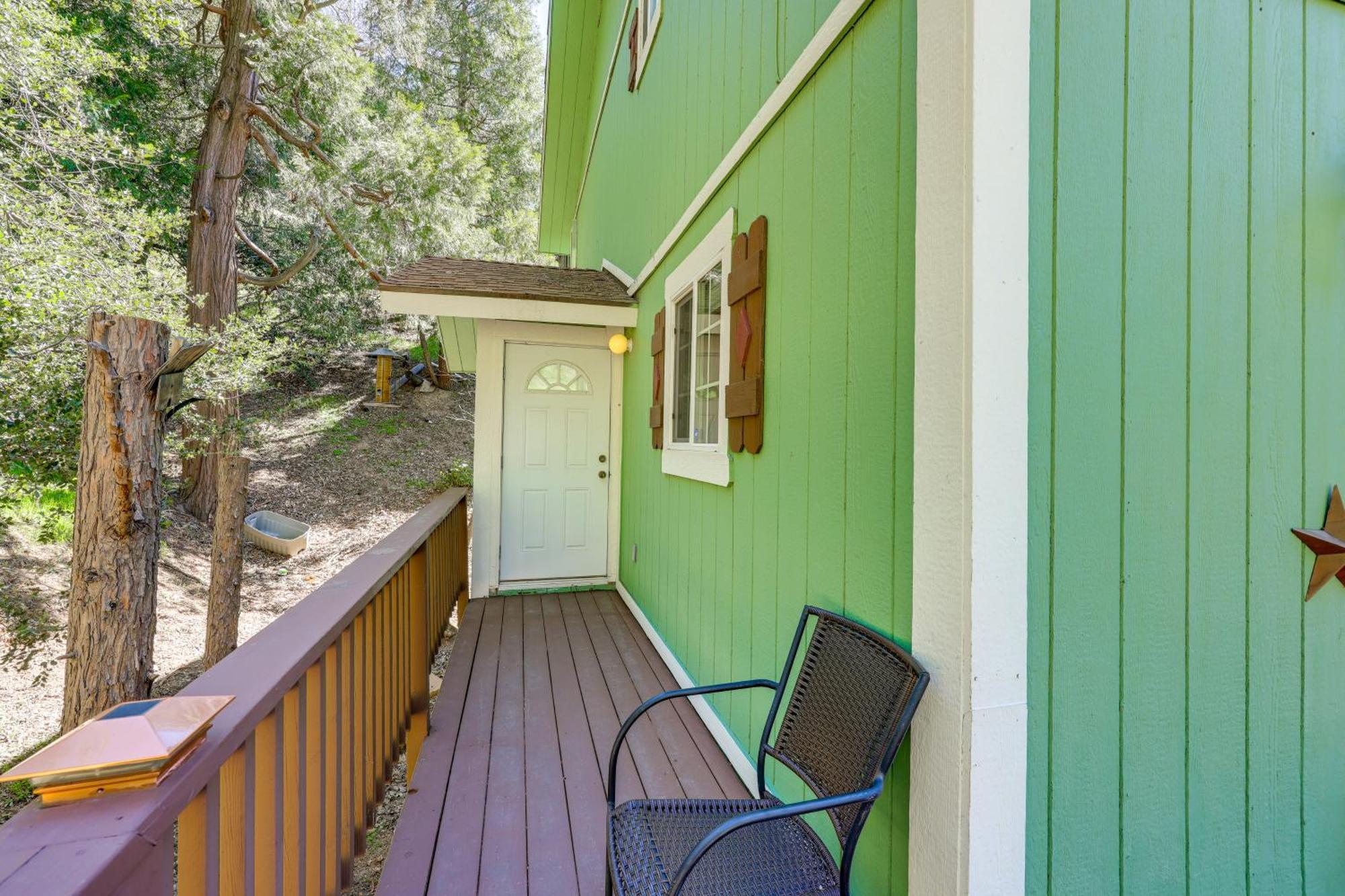 Remodeled Crestline Retreat Walk To Lake Gregory! Εξωτερικό φωτογραφία