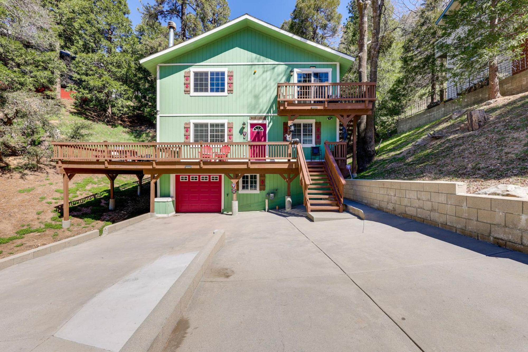 Remodeled Crestline Retreat Walk To Lake Gregory! Εξωτερικό φωτογραφία